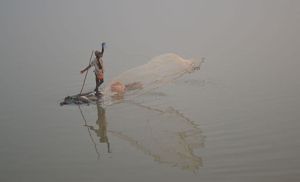 Fisher Men 3 December 2011 By Venkateshpdy (Own work) [CC BY-SA 3.0], via Wikimedia Commons